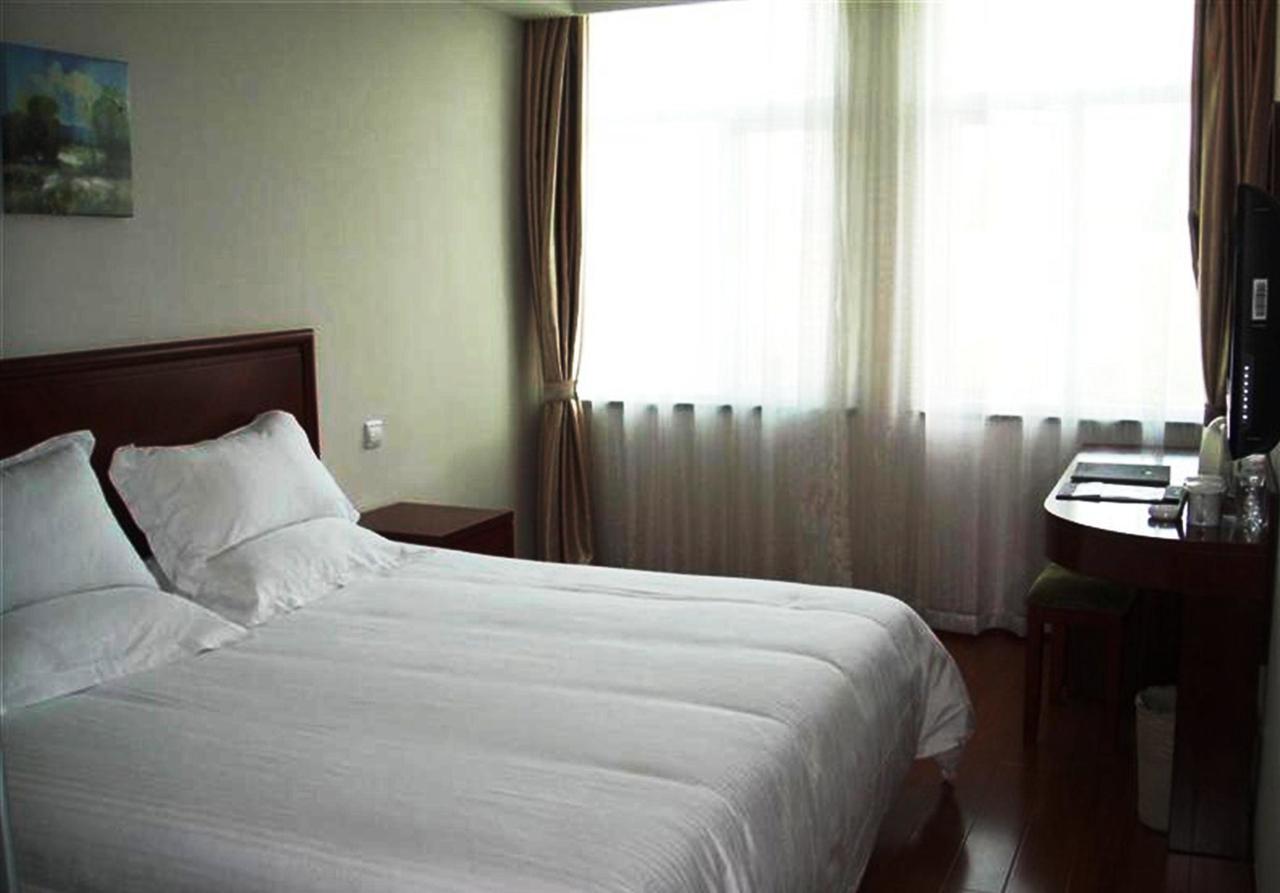Greentree Inn Shanghai Songjiang University City New Songjiang Road Express Hotel Exterior foto